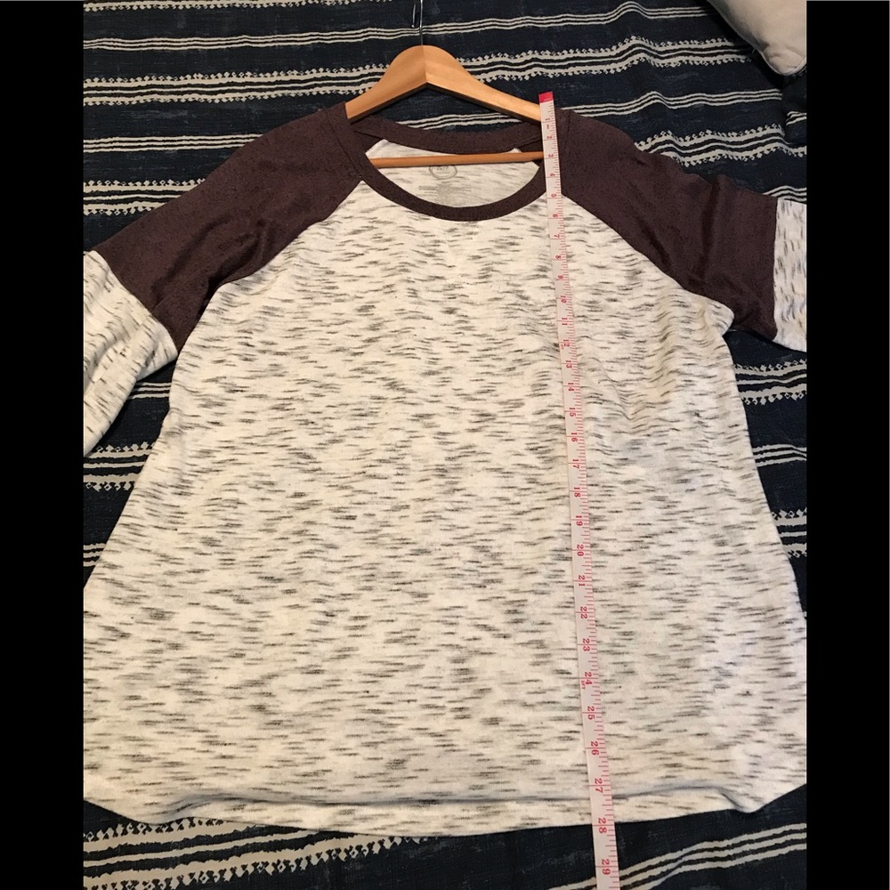 MAURICES TOP/TEE - Picture 5 of 10
